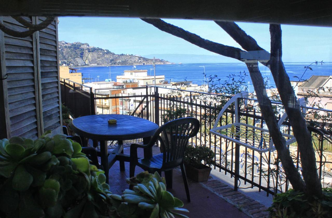 Bed & Breakfast Lighea Giardini Naxos Ngoại thất bức ảnh