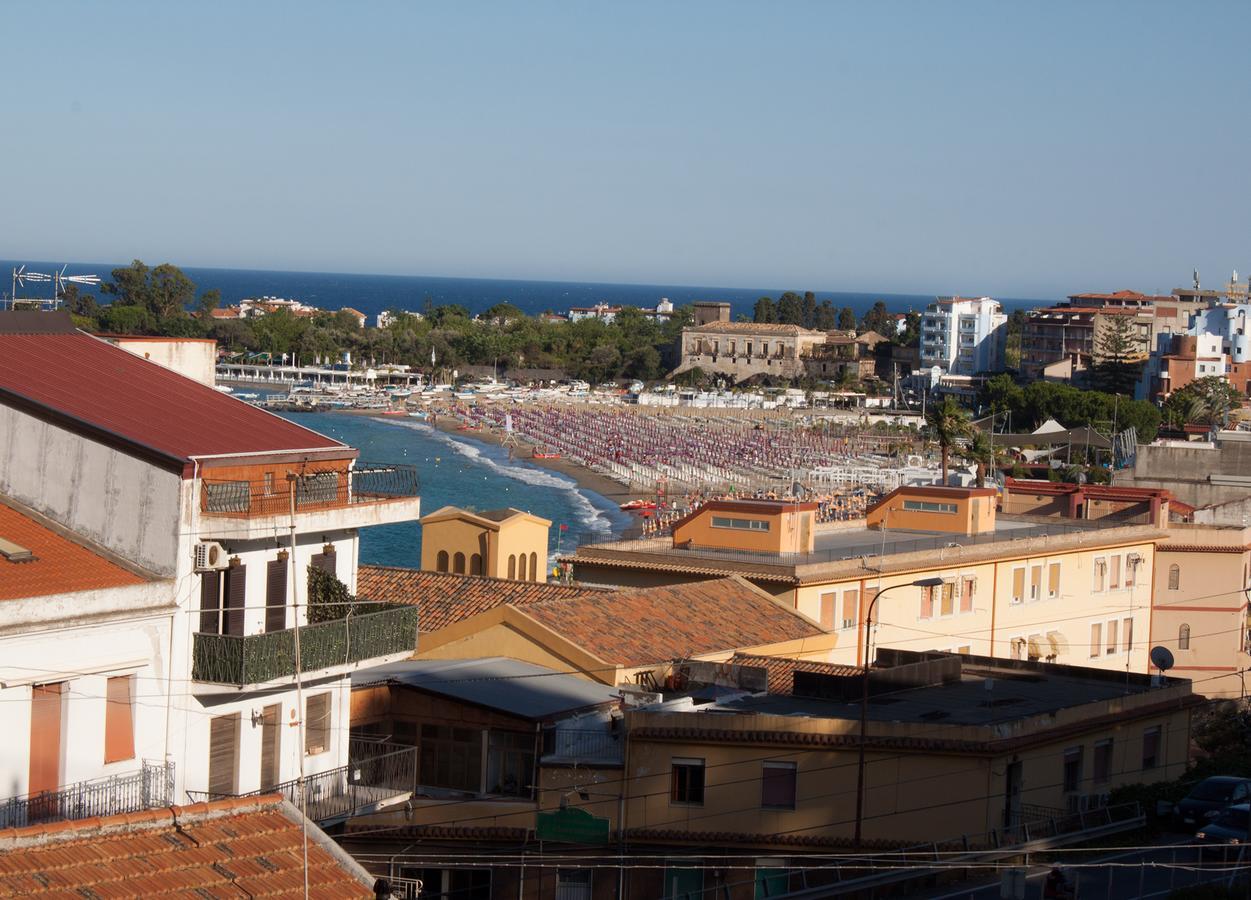 Bed & Breakfast Lighea Giardini Naxos Ngoại thất bức ảnh